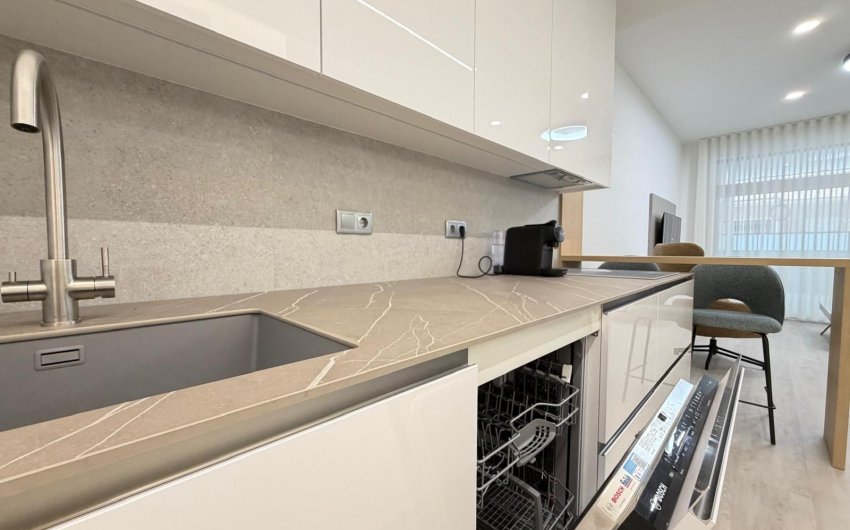 Resale - Apartment -
Torrevieja - Playa del Cura
