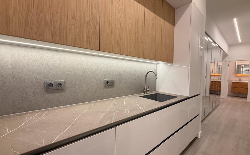 Resale - Apartment -
Torrevieja - Playa del Cura