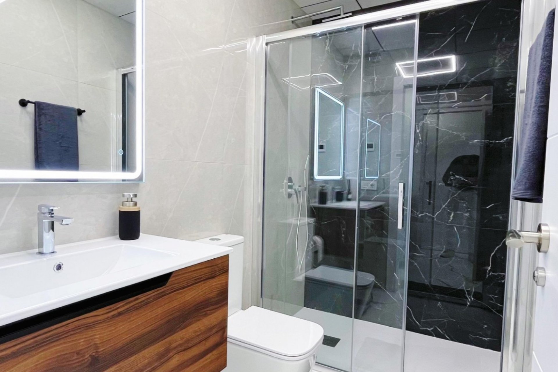 Resale - Apartment -
Torrevieja - Playa del Cura