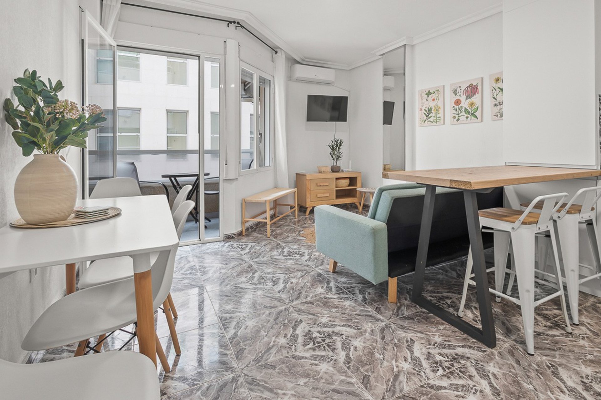 Resale - Apartment -
Torrevieja - Playa del Cura