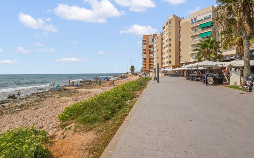 Resale - Apartment -
Torrevieja - Playa del Cura