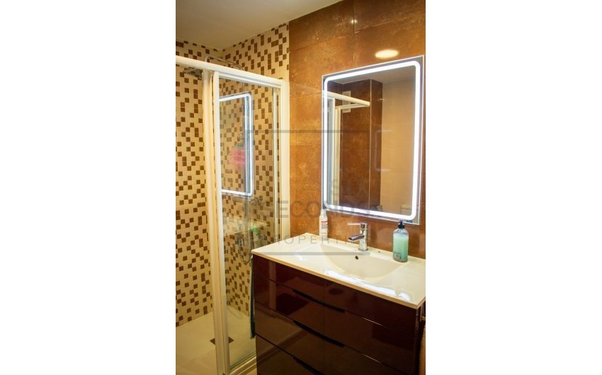 Resale - Apartment -
Torrevieja - Playa del Cura