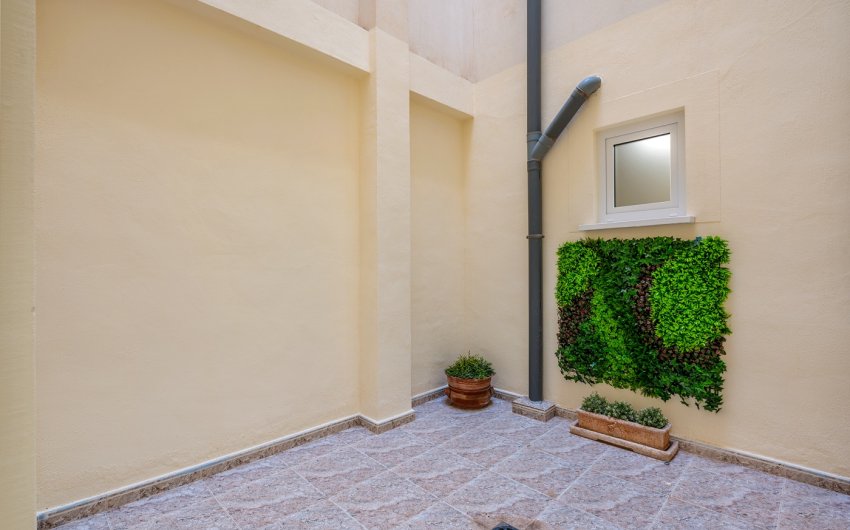 Resale - Apartment -
Torrevieja - Playa del Cura