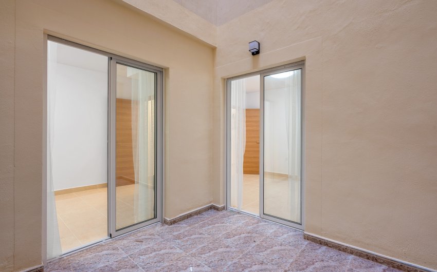 Resale - Apartment -
Torrevieja - Playa del Cura