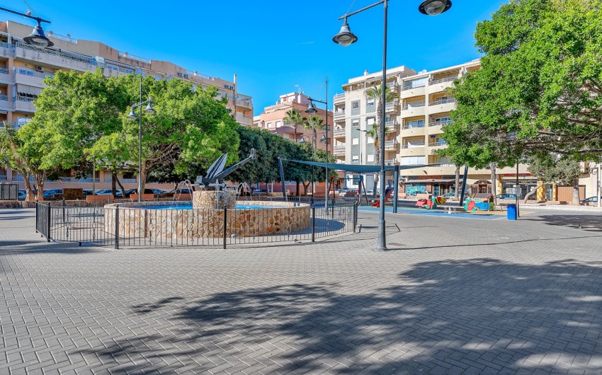 Resale - Apartment -
Torrevieja - Playa del Cura
