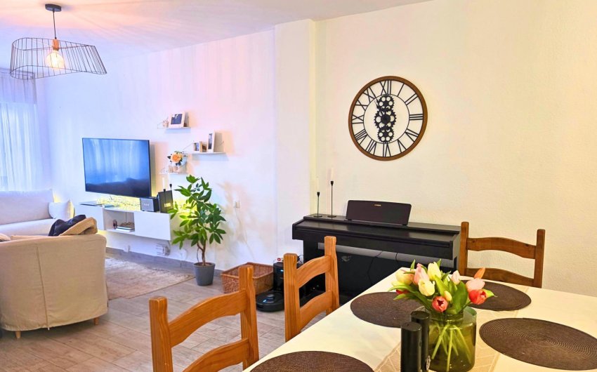 Resale - Apartment -
Torrevieja - Playa del Cura