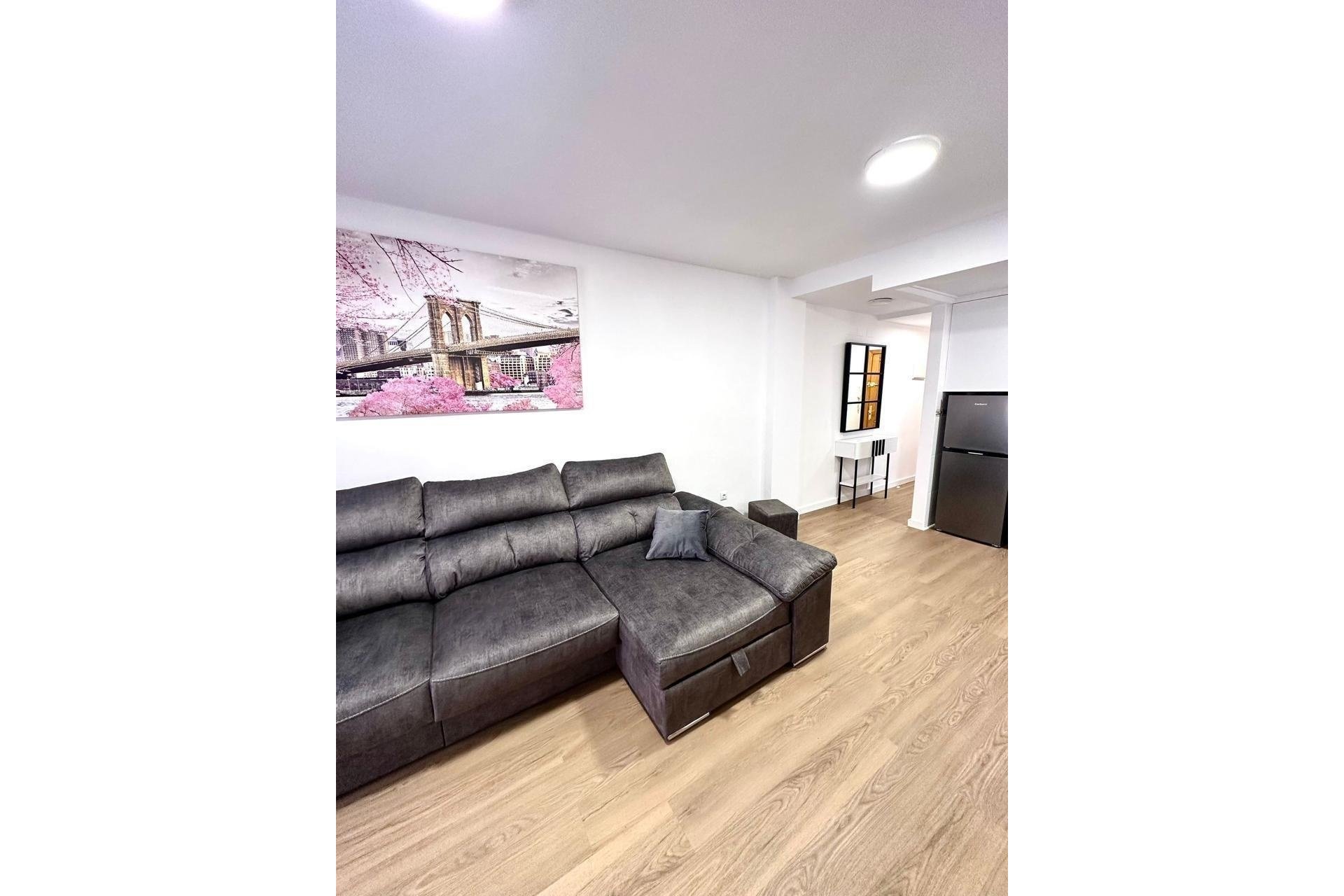 Resale - Apartment -
Torrevieja - Playa del Cura