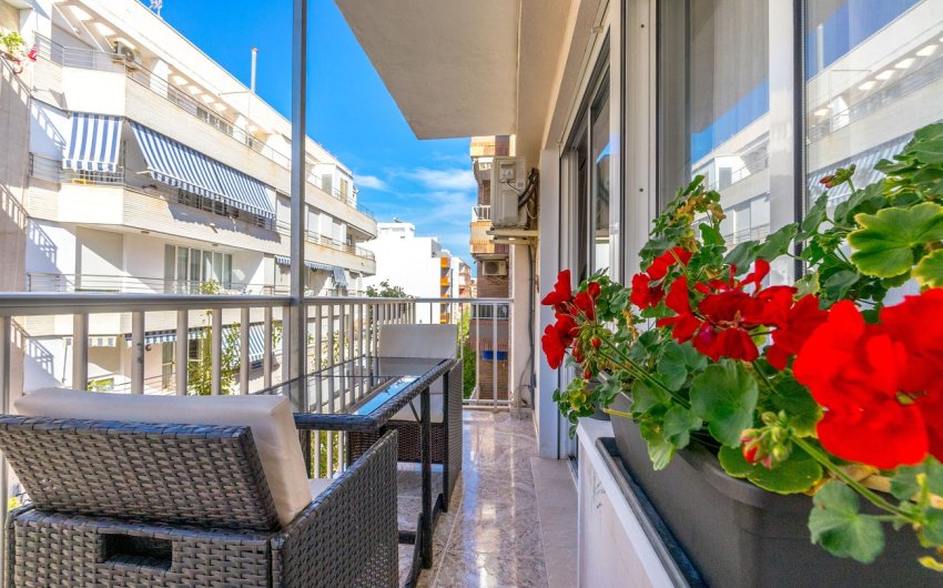 Resale - Apartment -
Torrevieja - Playa del Cura