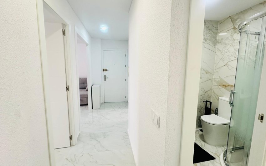 Resale - Apartment -
Torrevieja - Playa del Cura