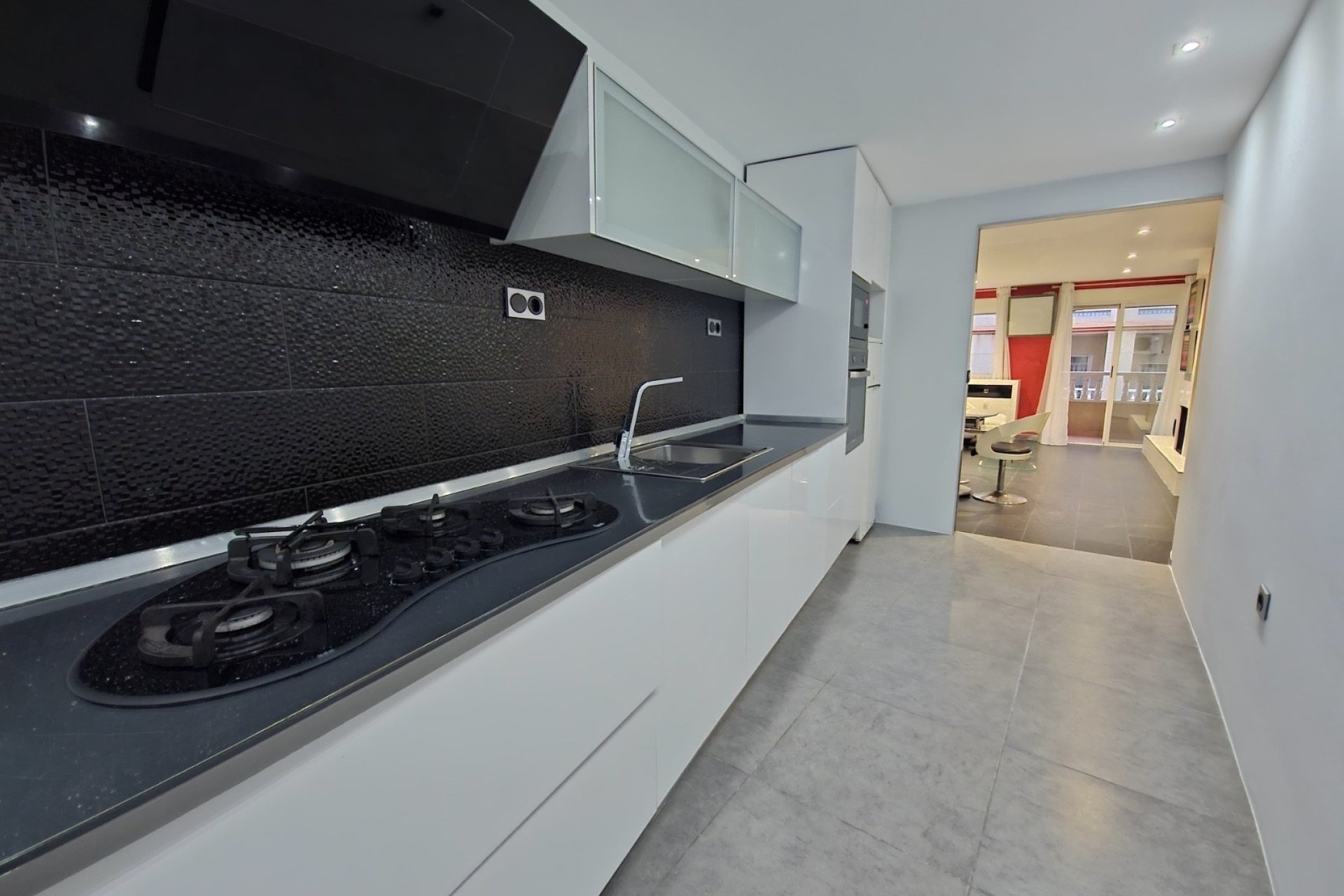 Resale - Apartment -
Torrevieja - Playa del Cura