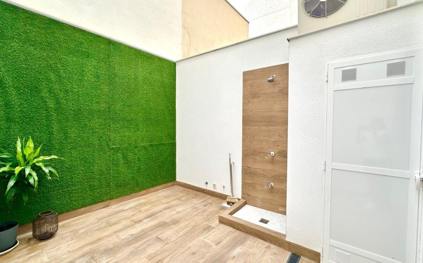 Resale - Apartment -
Torrevieja - Playa del Cura