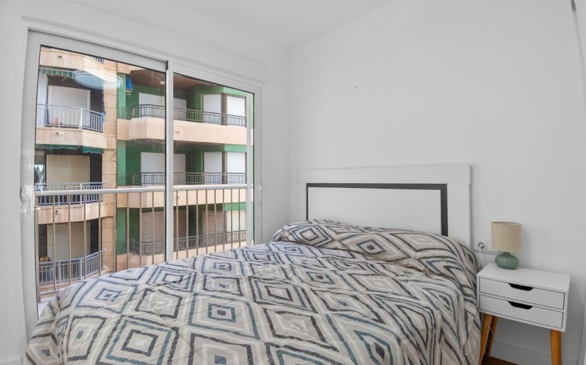 Resale - Apartment -
Torrevieja - Playa del Cura