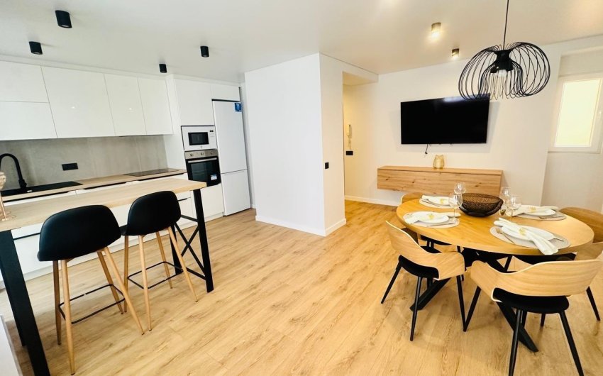 Resale - Apartment -
Torrevieja - Playa del Cura