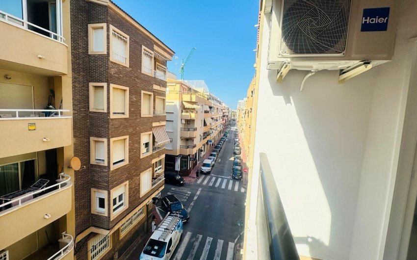 Resale - Apartment -
Torrevieja - Playa del Cura