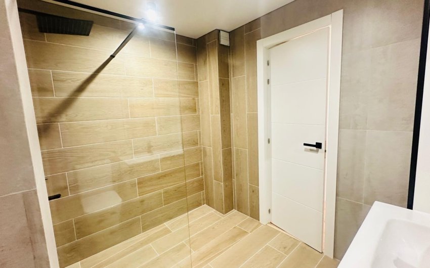 Resale - Apartment -
Torrevieja - Playa del Cura