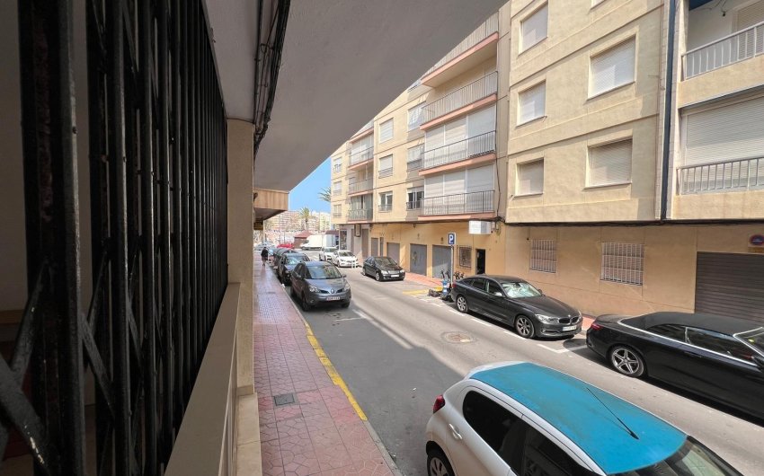Resale - Apartment -
Torrevieja - Playa del Cura