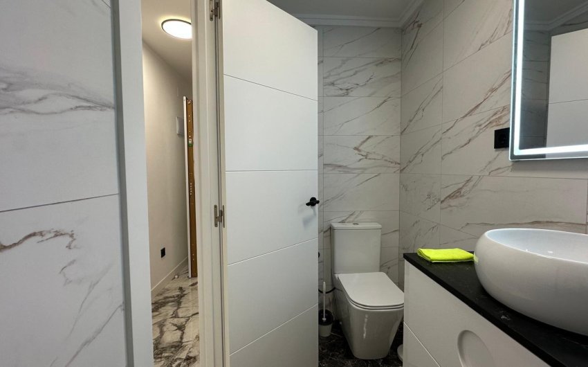 Resale - Apartment -
Torrevieja - Playa del Cura