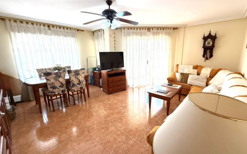 Resale - Apartment -
Torrevieja - Playa del Cura