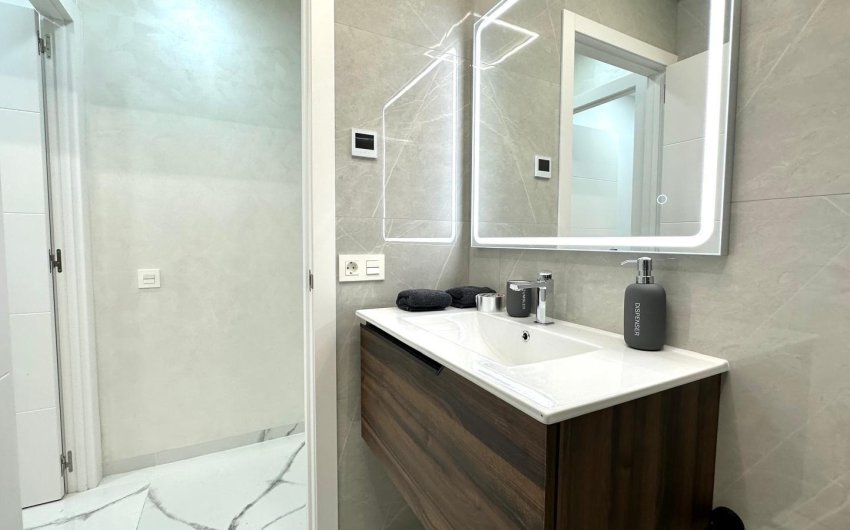 Resale - Apartment -
Torrevieja - Playa del Cura