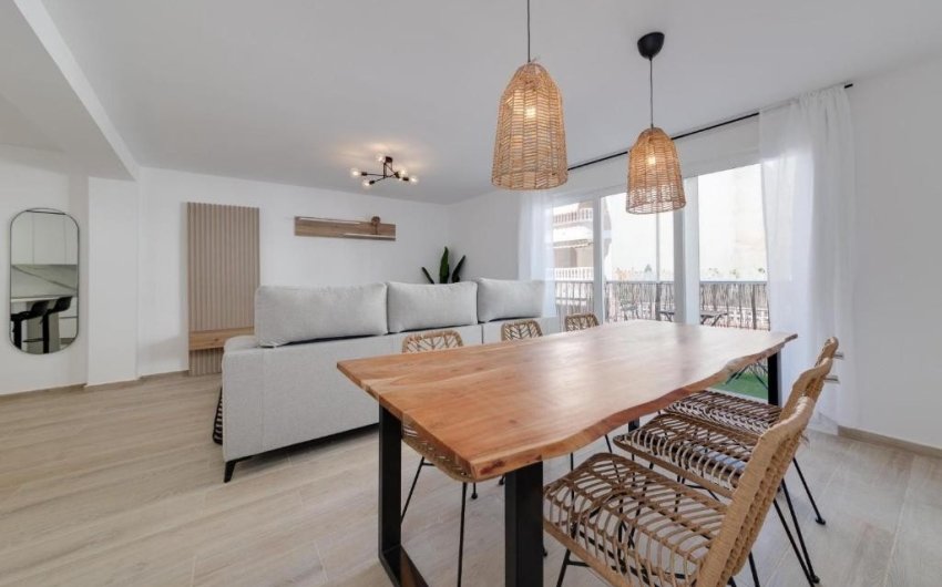 Resale - Apartment -
Torrevieja - Playa del Cura