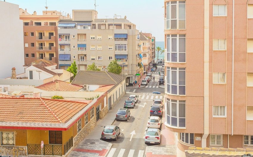 Resale - Apartment -
Torrevieja - Playa del Cura