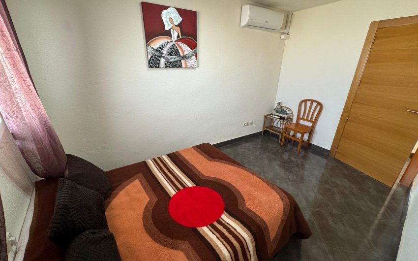 Resale - Apartment -
Torrevieja - Playa del Cura