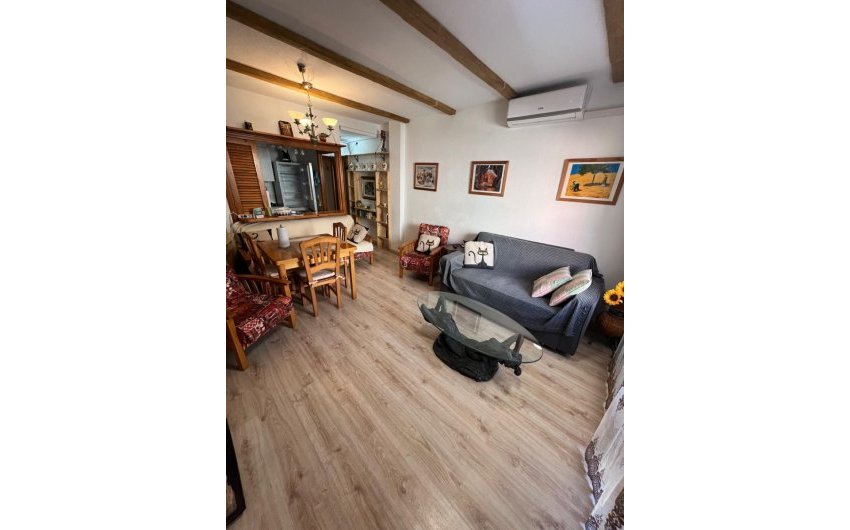 Resale - Apartment -
Torrevieja - Playa del Cura