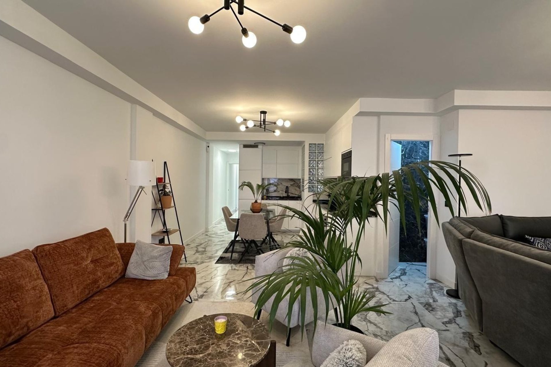 Resale - Apartment -
Torrevieja - Playa del Cura