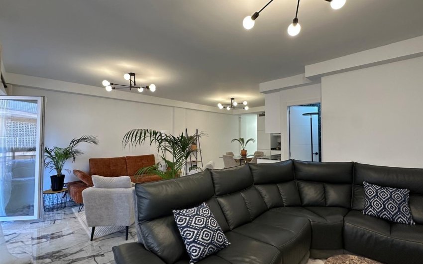 Resale - Apartment -
Torrevieja - Playa del Cura
