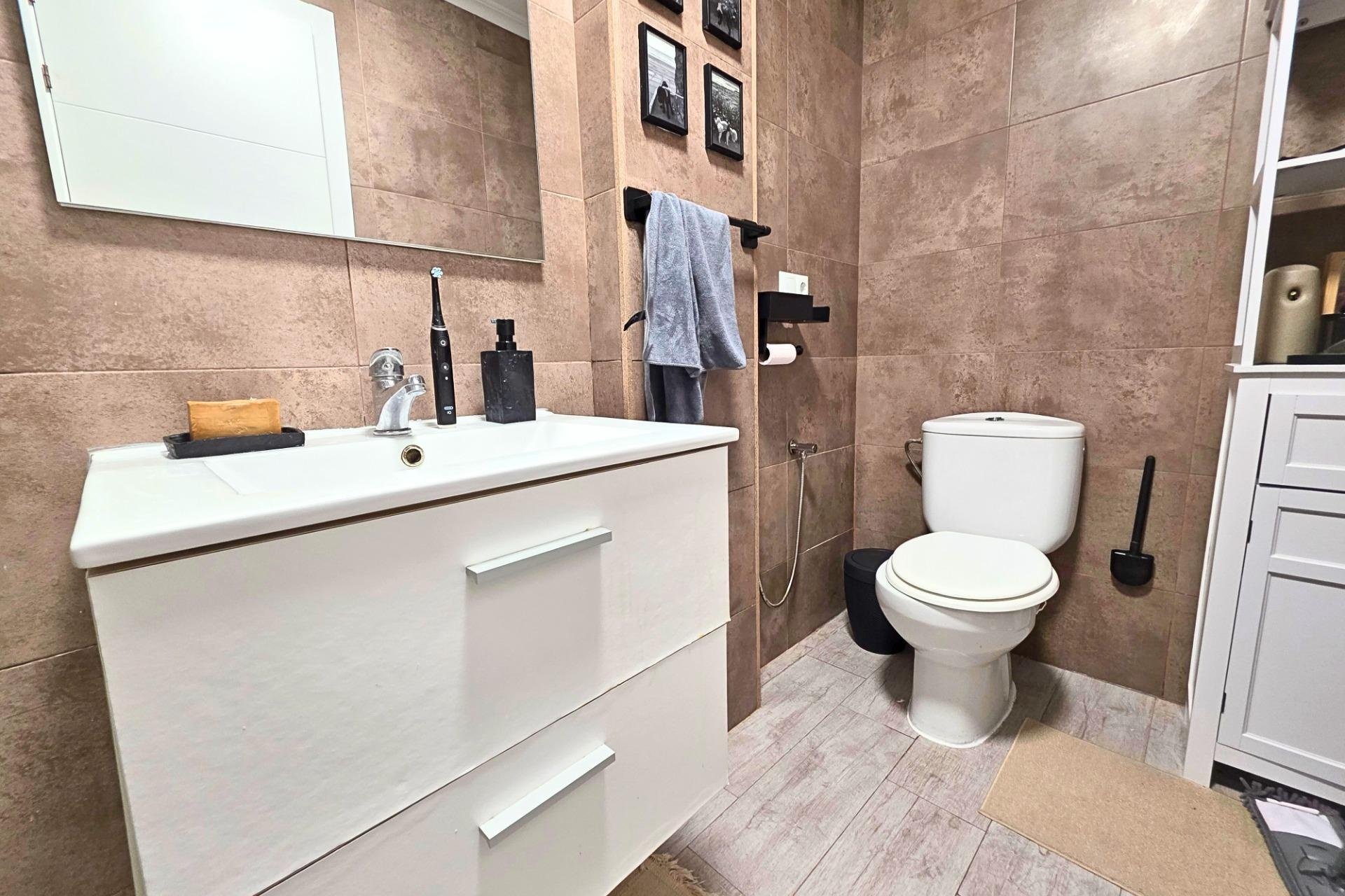 Resale - Apartment -
Torrevieja - Playa del Cura