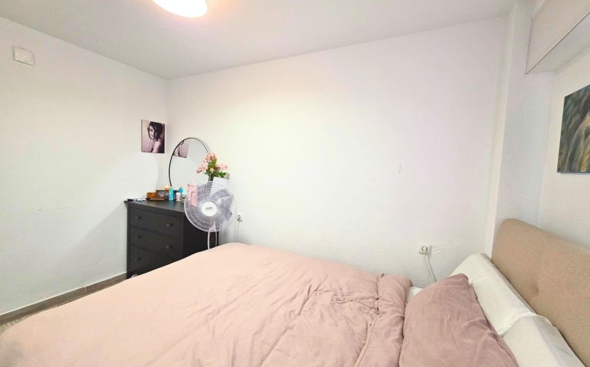 Resale - Apartment -
Torrevieja - Playa del Cura