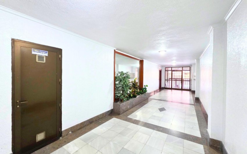 Resale - Apartment -
Torrevieja - Playa del Cura