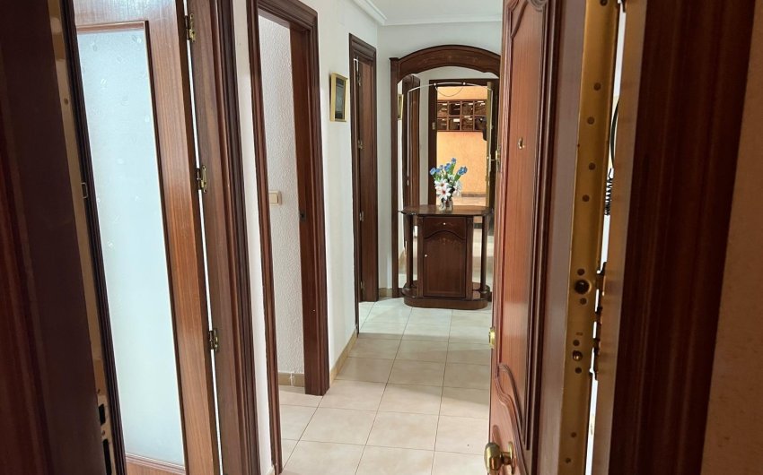 Resale - Apartment -
Torrevieja - Playa del Cura
