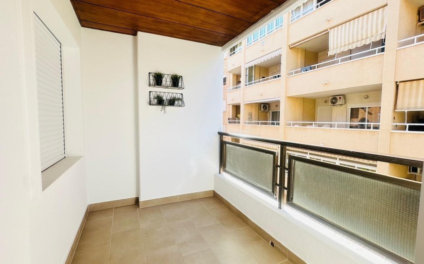 Resale - Apartment -
Torrevieja - Playa del Cura