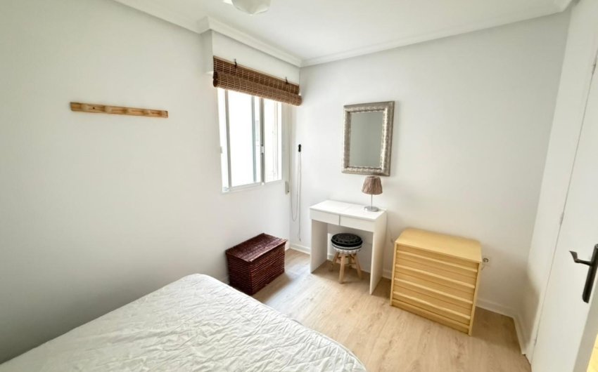 Resale - Apartment -
Torrevieja - Playa del Cura