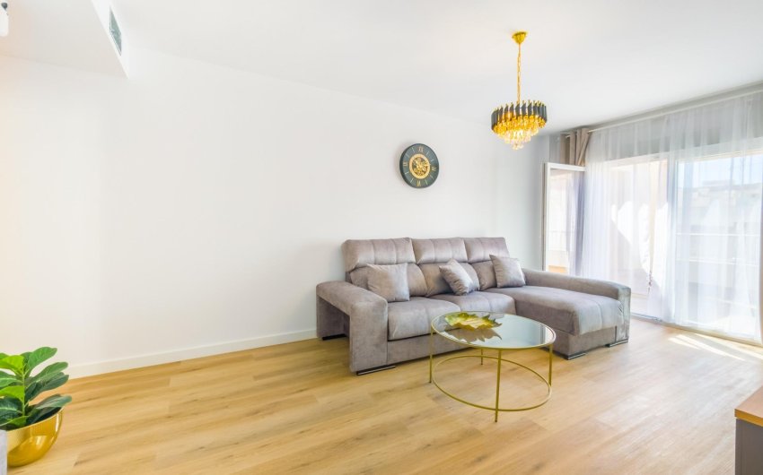 Resale - Apartment -
Torrevieja - Playa del Cura