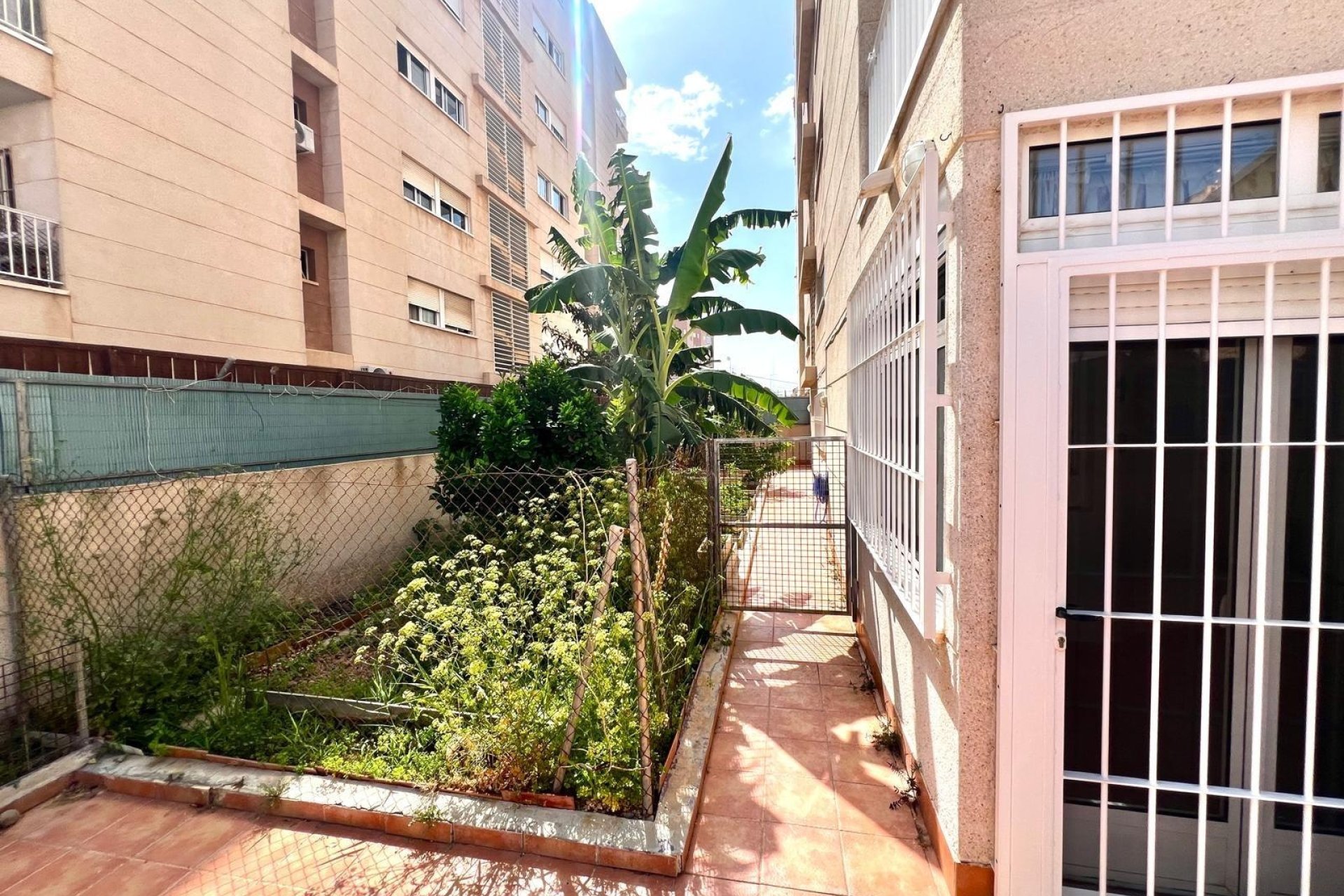 Resale - Apartment -
Torrevieja - Playa del Cura