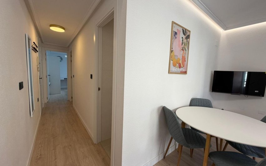 Resale - Apartment -
Torrevieja - Playa del Cura