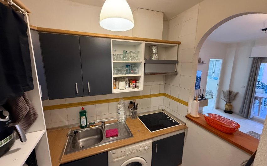 Resale - Apartment -
Torrevieja - Playa Los Naufragos