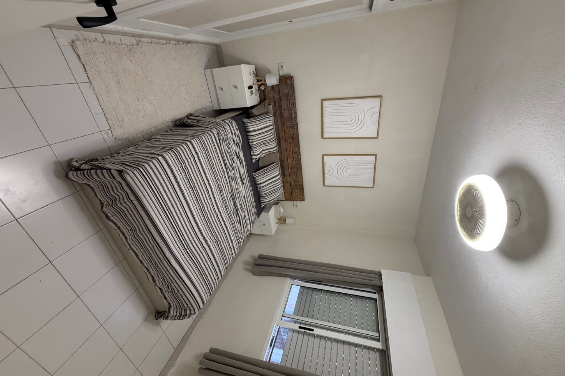 Resale - Apartment -
Torrevieja - Playa Los Naufragos