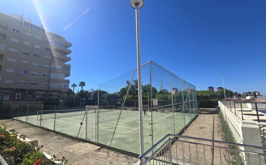 Resale - Apartment -
Torrevieja - Puerto Deportivo Marina Salinas