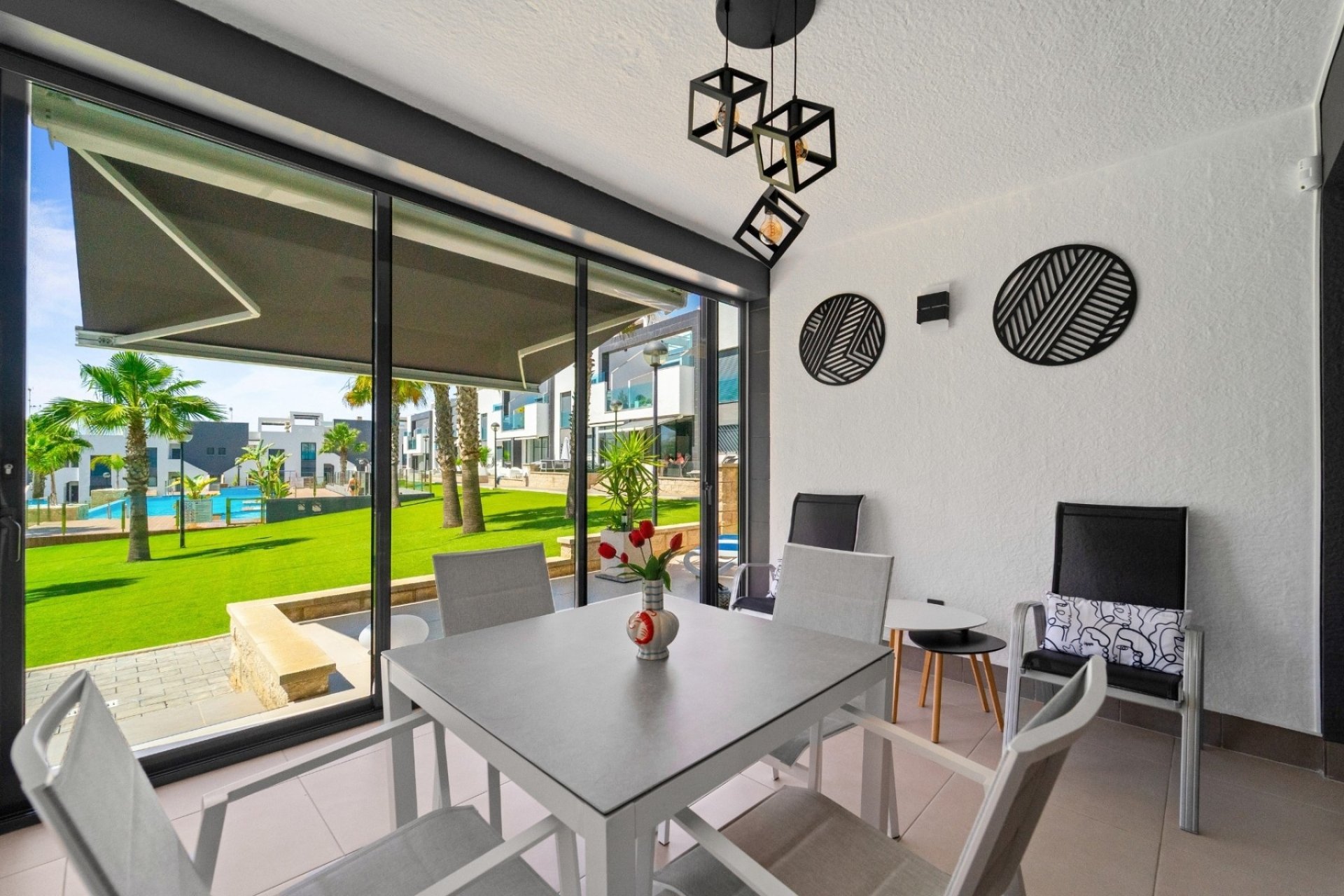 Resale - Apartment -
Torrevieja - Punta Prima