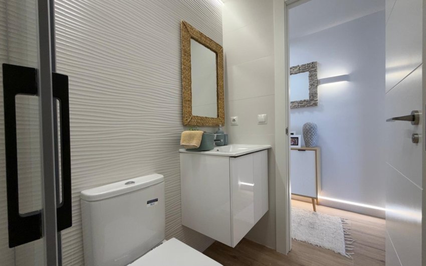 Resale - Apartment -
Torrevieja - Punta Prima