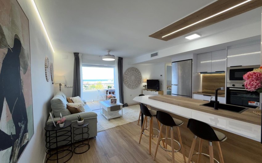 Resale - Apartment -
Torrevieja - Punta Prima