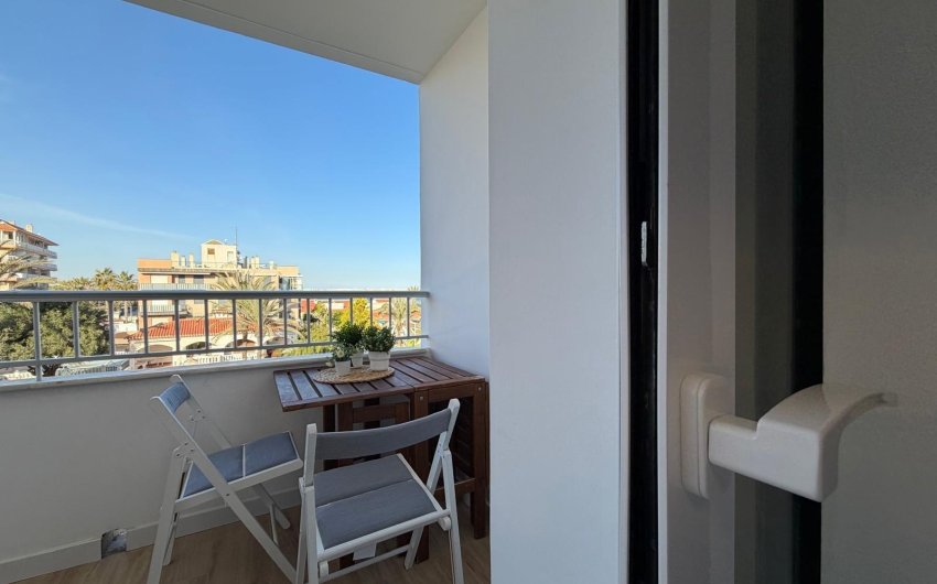 Resale - Apartment -
Torrevieja - Punta Prima