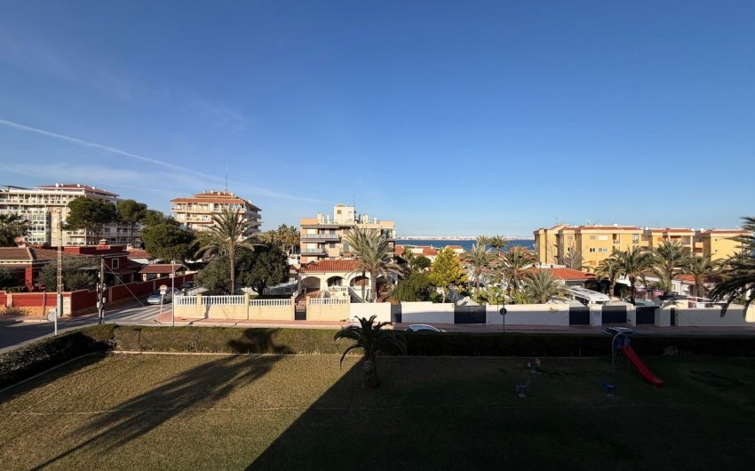 Resale - Apartment -
Torrevieja - Punta Prima