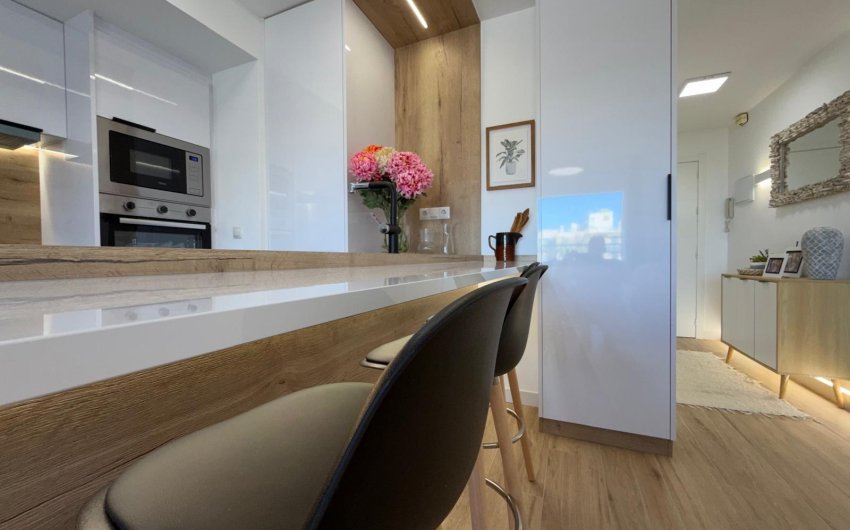 Resale - Apartment -
Torrevieja - Punta Prima