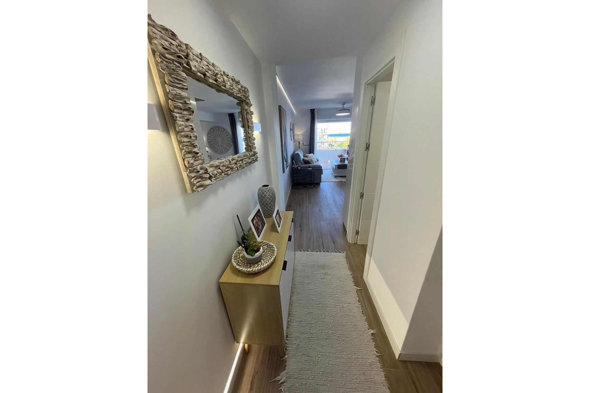 Resale - Apartment -
Torrevieja - Punta Prima