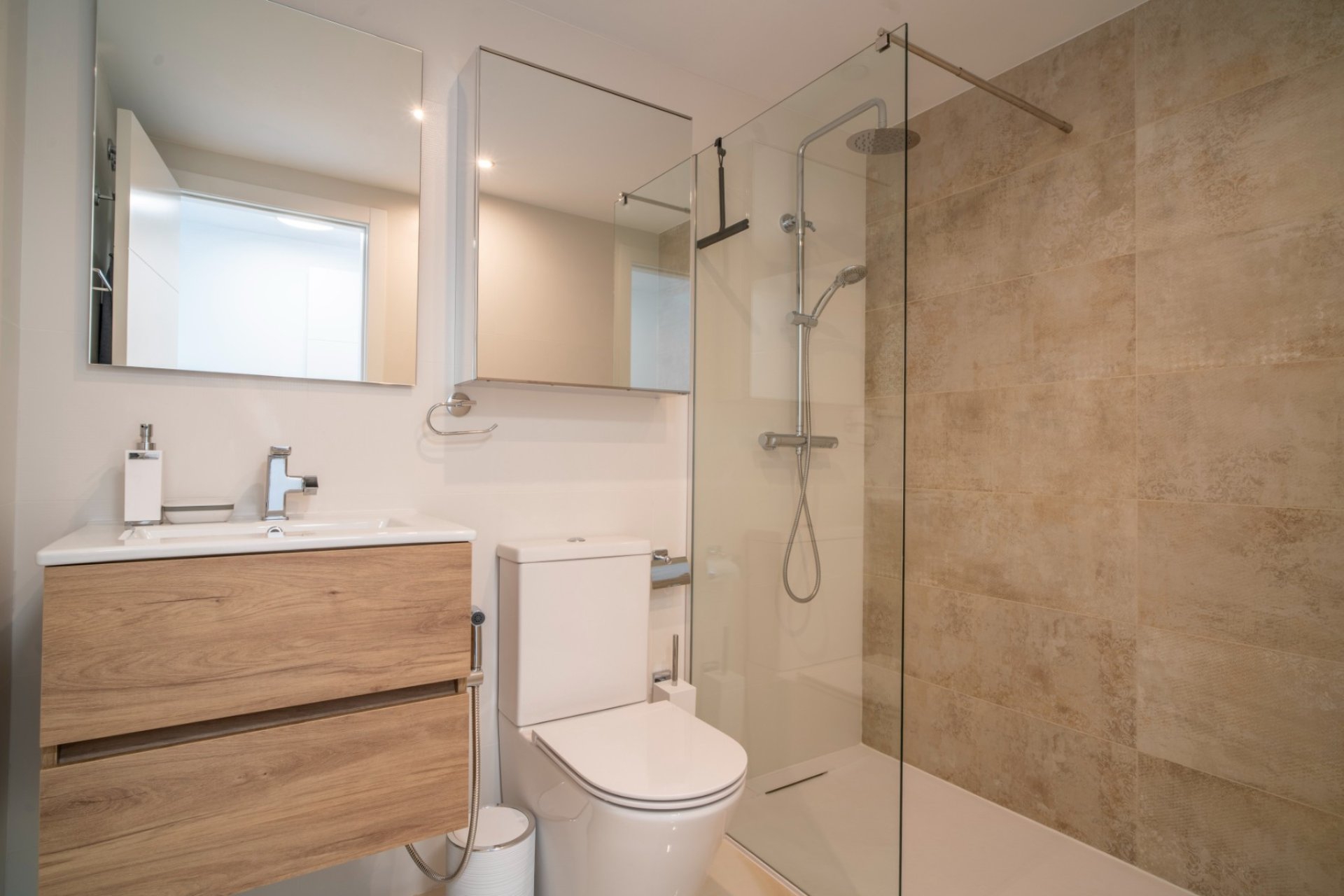 Resale - Apartment -
Torrevieja - Punta Prima