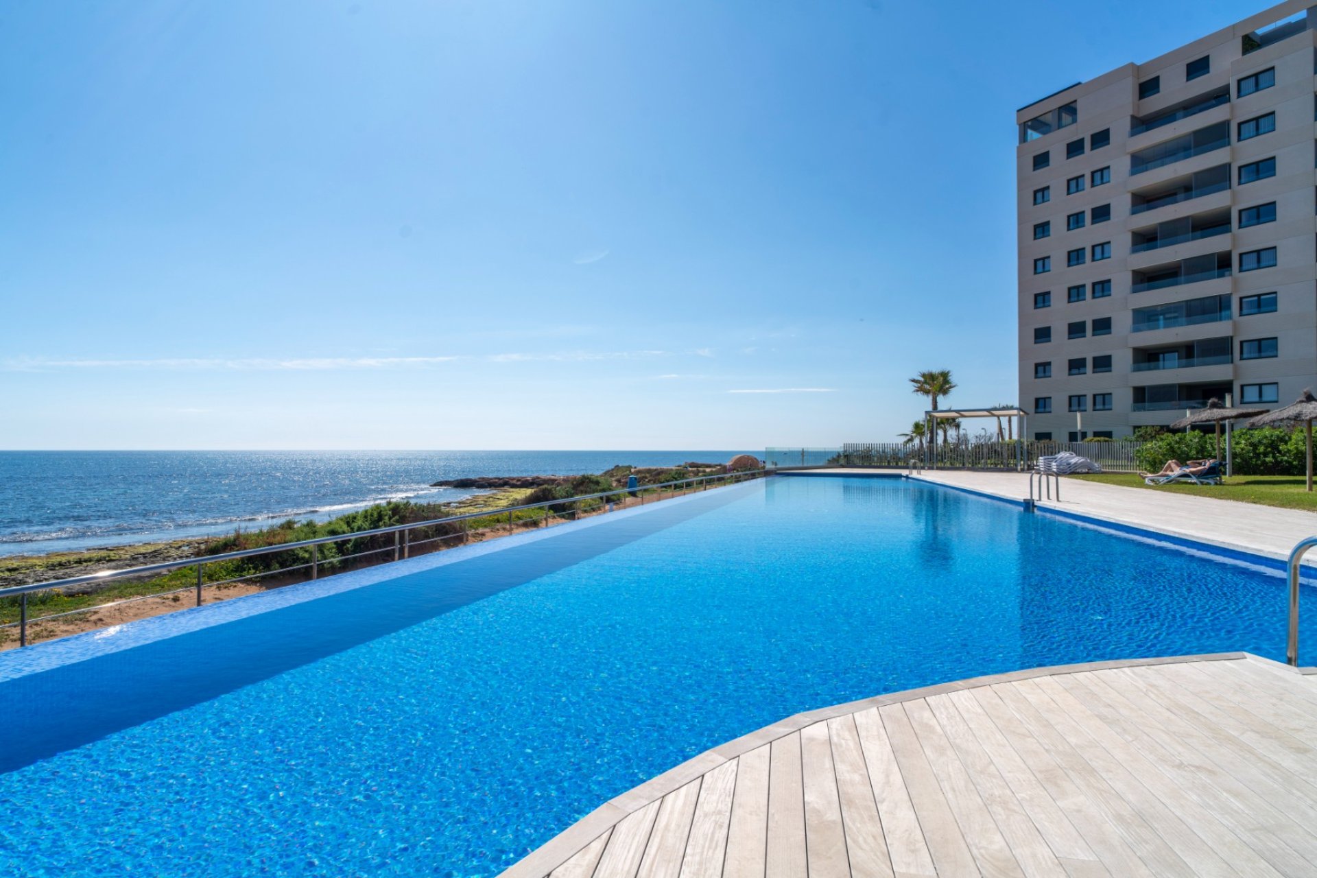 Resale - Apartment -
Torrevieja - Punta Prima